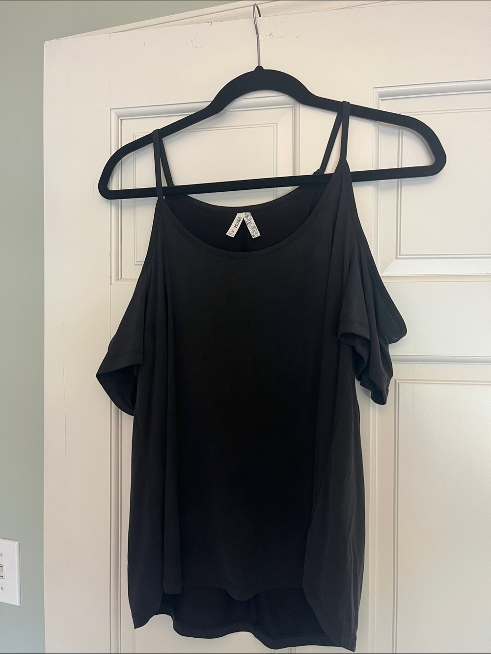 Mudd Black Cold-Shoulder Tank Top with Spaghetti Straps